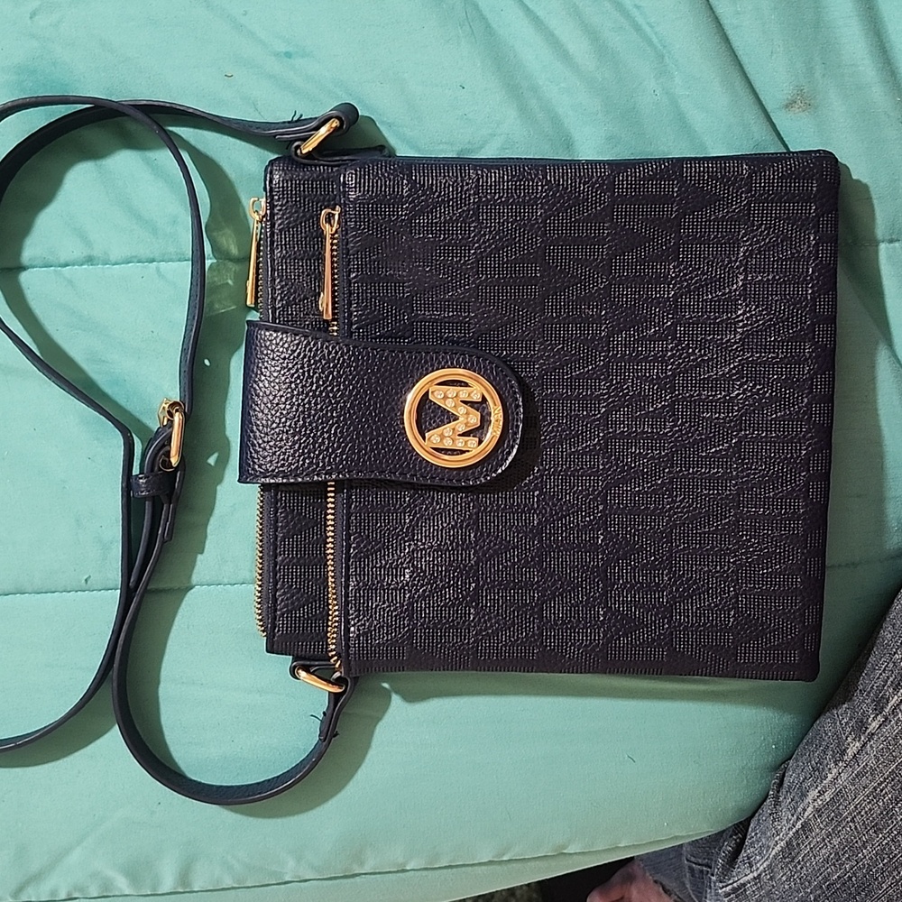 Milan crossbody